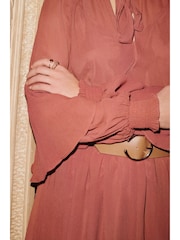 Rosenholz - Maxikleid mit gerafftem Bindeband am Ausschnitt und voluminösen Ärmeln - Bild 4 von 6
