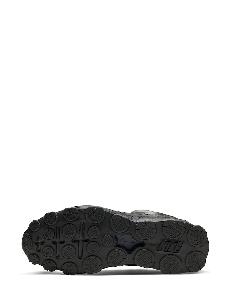 Nike Black Reax 8 TR Gym Trainers - Image 4 of 8