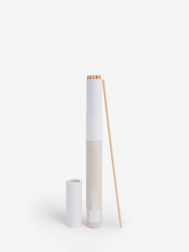 20 Pack Large Luxury Replacement Reeds Diffuser - Image 3 of 3