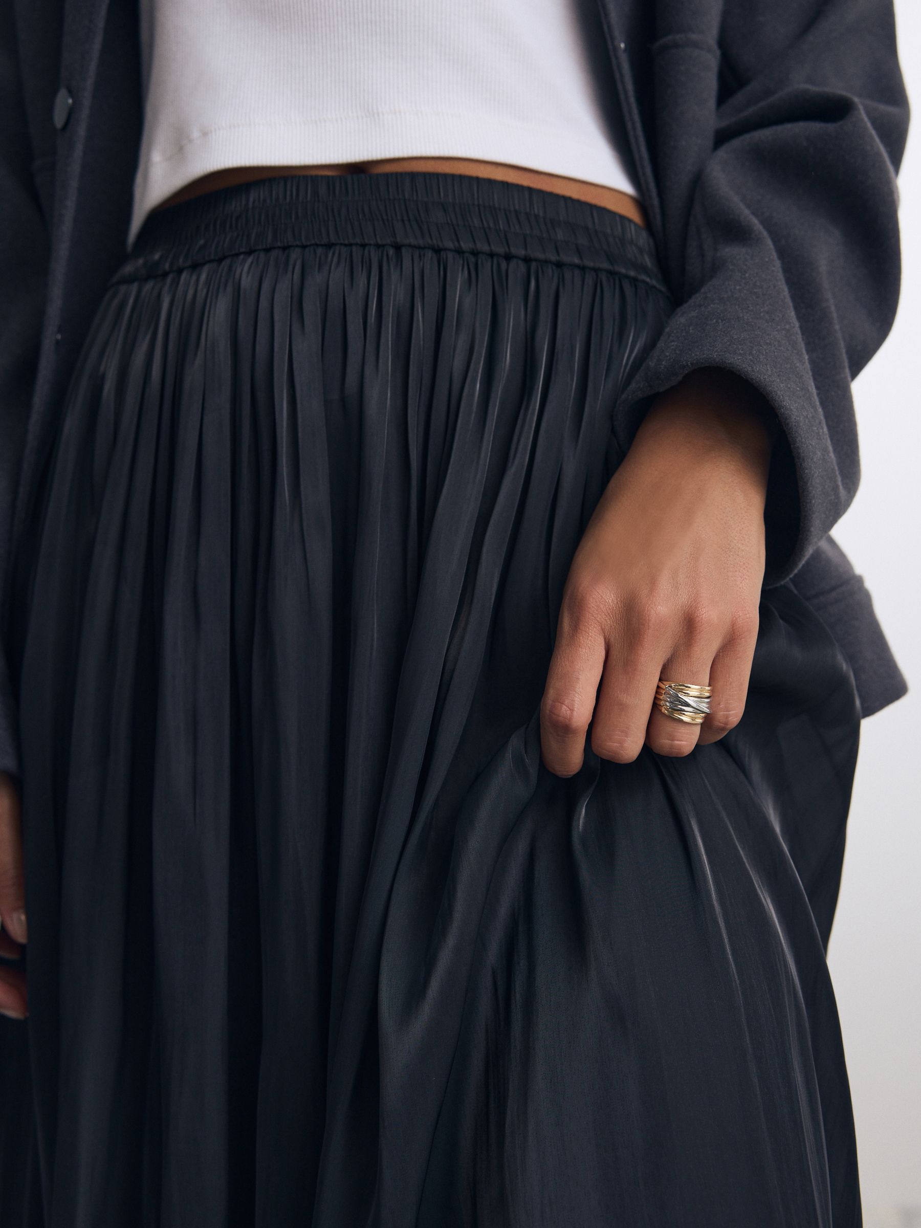 Pleated maxi skirt metallic shop