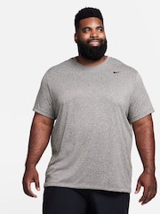 Серый/черный - Спортивная футболка Nike Dri-FIT Legend  - Изображение 1 из 5