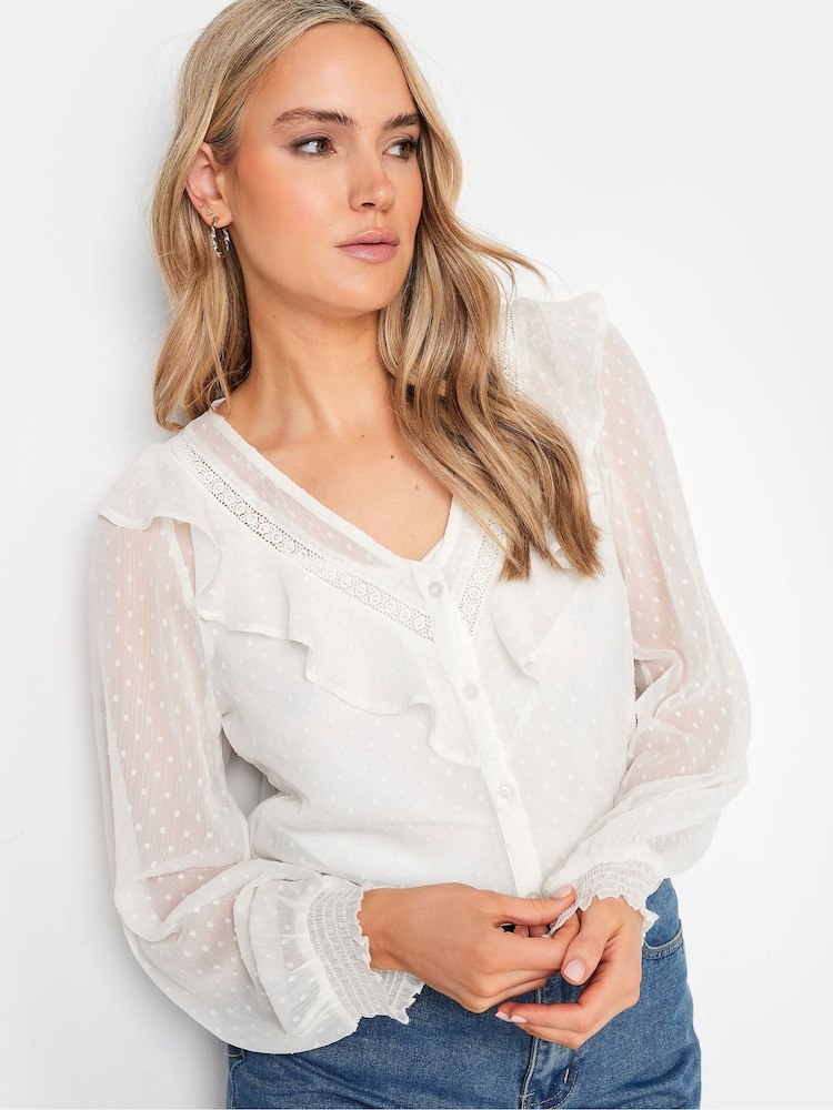 Blusa con volantes de tela dobby de Long Tall Sally - Imagen 4 de 4 Blusa con volantes de tela dobby de Long Tall Sally - Imagen 4 de 4