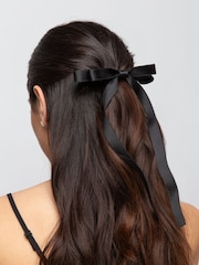 Aela Cream Skinny Satin Bow - Image 4 of 4