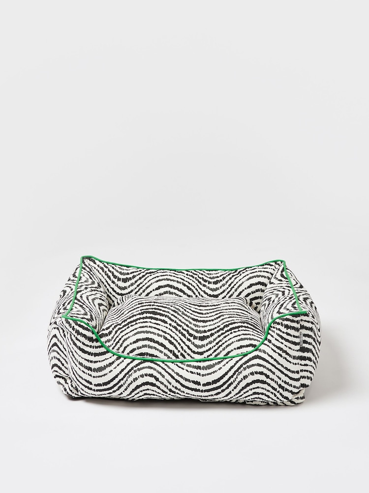 Oliver Bonas Black/White Wavy Pet Medium Bed - Image 2 of 4