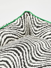 Oliver Bonas Black/White Wavy Pet Medium Bed - Image 4 of 4