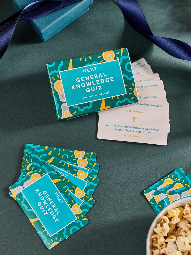 General Knowledge Card Game - Image 1 of 3