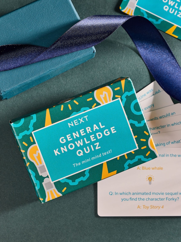 General Knowledge Card Game - Image 2 of 3
