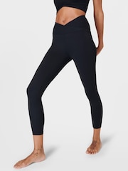 Schwarz - Sweaty Betty Super Soft Ultra-Lite 7/8 Wrap Yoga Leggings - Bild 7 von 7