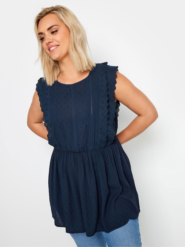 Yours Curve – Schößchenoberteil aus 100 % Baumwolle mit gewelltem Dobby-Detail - Bild 1 von 5