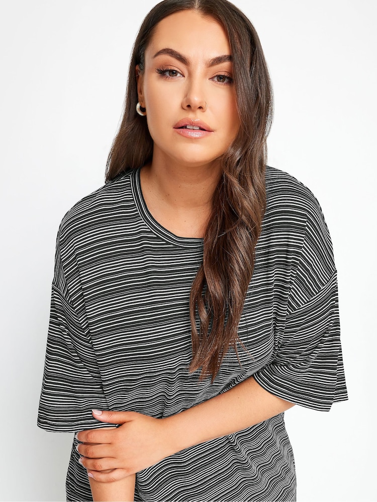 Yours Curve Blue Oversized Boxy T-Shirt - Image 4 of 4