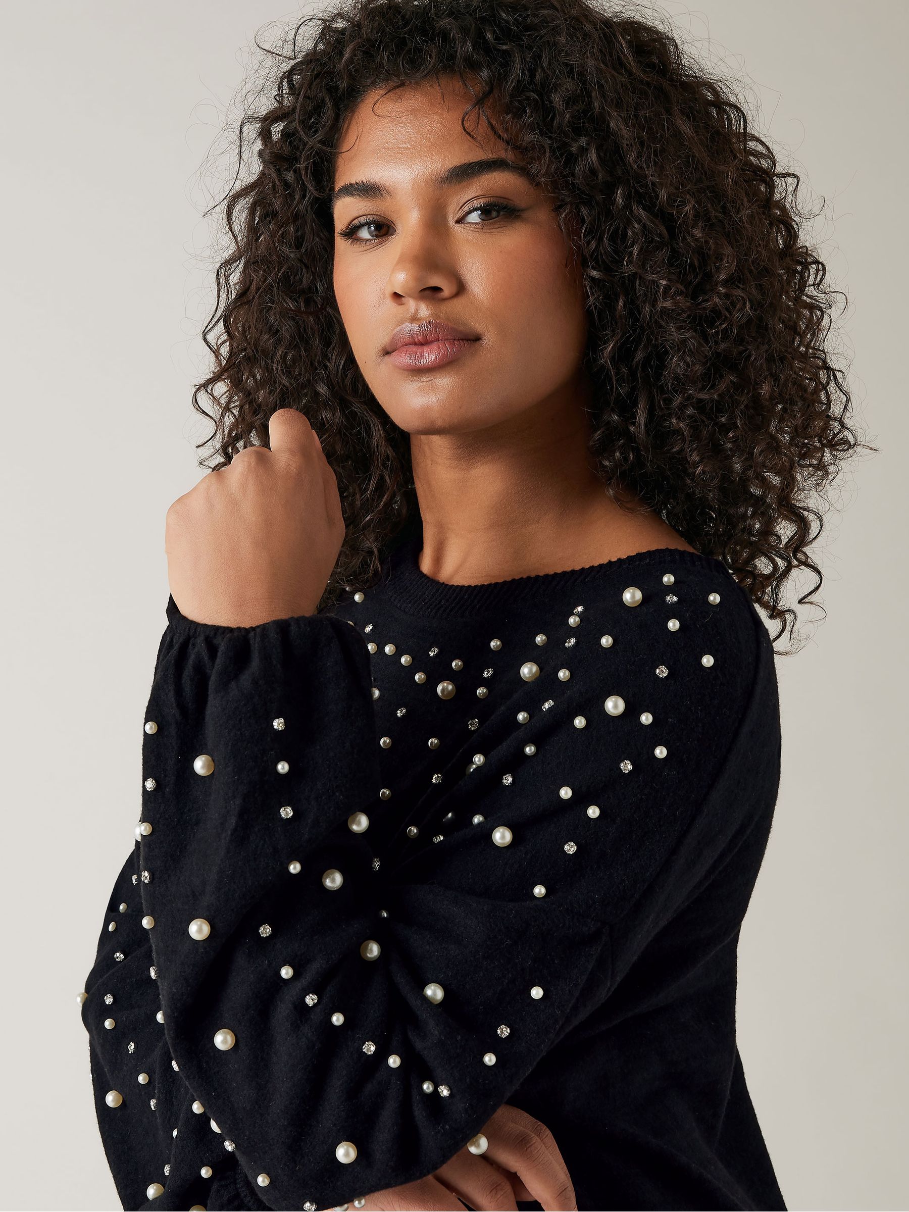 Pearl embellished jumper store