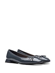 Clarks Blue Patent Ubree15 Step Shoes - Image 4 of 7