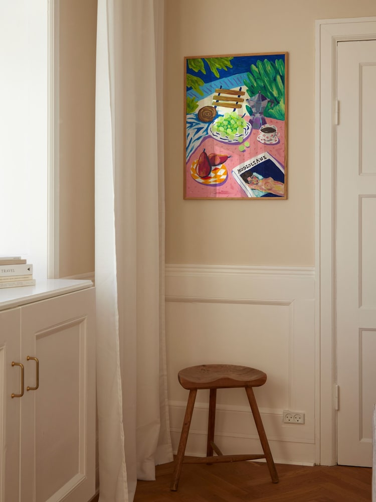 Paper Collective Multi Modigliani in the Garden Framed Wall Art Print in Natural Oak Frame - Image 4 of 4