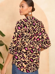 Beige/Animalprint - Love & Roses Bluse mit V-Ausschnitt, Rüschen, 3/4-Ärmeln und Knopfleiste - Bild 4 von 4