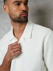 Threadbare Ecru Textured Revere Collar Short Sleeve Shirt - Image 4 of 4