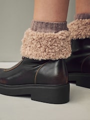 Kostanjevo rjava - Forever Comfort® Faux Fur ovratnik Zip Ankle gležnjarji - Slika 4 iz 10