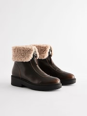Kostanjevo rjava - Forever Comfort® Faux Fur ovratnik Zip Ankle gležnjarji - Slika 5 iz 10