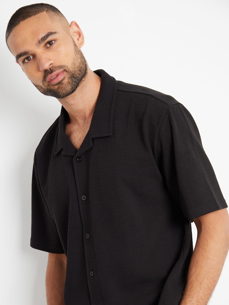 Threadbare Black Textured Revere Collar Short Sleeve Shirt - Image 4 of 4