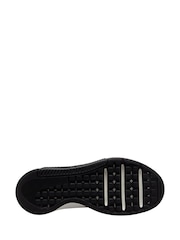 Nike White/Silver MC 3 Gym Trainers - Image 4 of 4
