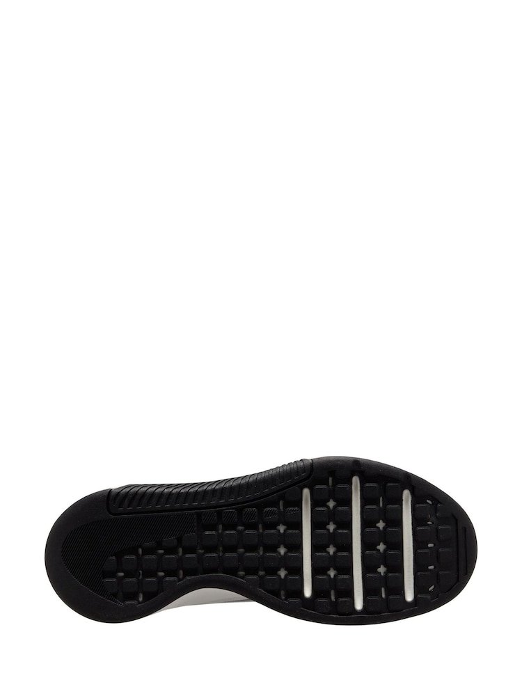 Nike White/Silver MC 3 Gym Trainers - Image 4 of 4