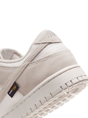 Nike Orewood Brown Dunk Low Trainers - Image 13 of 13