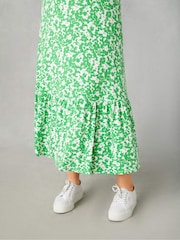Live Unlimited – Jersey-Wickelkleid mit Blumenmuster, Curve - Bild 4 von 7