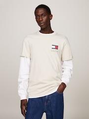 Tommy Jeans Natural Slim Essential Flag 100% Cotton T-Shirt - Image 1 of 5