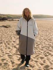 dryrobe Natural Advance Adults Long Sleeve Robe - Image 1 of 9