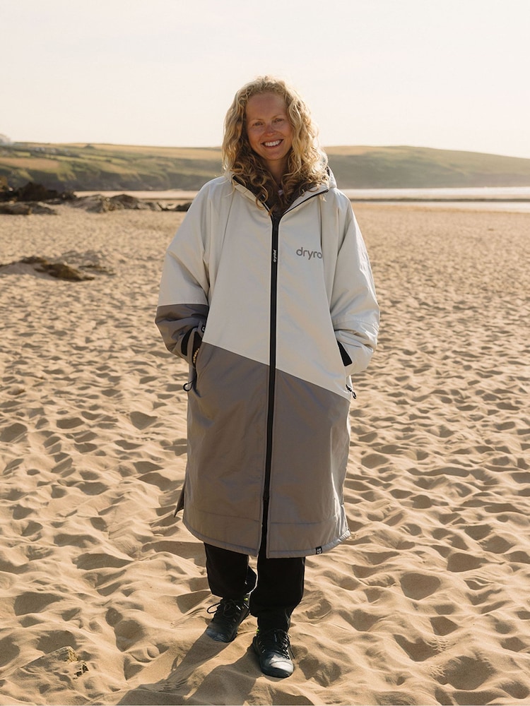 dryrobe Natural Advance Adults Long Sleeve Robe - Image 1 of 9