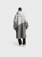 dryrobe Natural Advance Adults Long Sleeve Robe - Image 3 of 9
