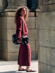 Red Burgundy Relaxed Fit Soft Touch V-Neck Knitted Jumper with Wool - Image 2 of 4