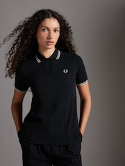 أسود/فضي - قميص بولو بحافة مزدوجة من Fred Perry  - صورة 5 من 6