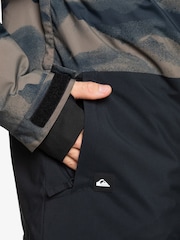 Quiksilver Printed Green Mission Solid Ski Jacket - Image 5 of 9