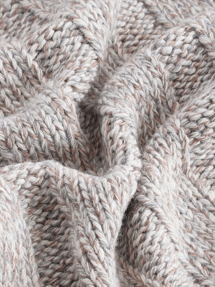 Grey High Neck Sleeveless Chunky Knitted Jumper Vest Top With Wool - Image 5 of 5 Grey High Neck Sleeveless Chunky Knitted Jumper Vest Top With Wool - Image 5 of 5