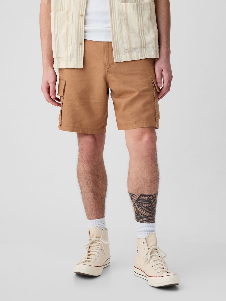 GAP Brown Linen Cotton Cargo Shorts - Image 1 of 5 GAP Brown Linen Cotton Cargo Shorts - Image 1 of 5