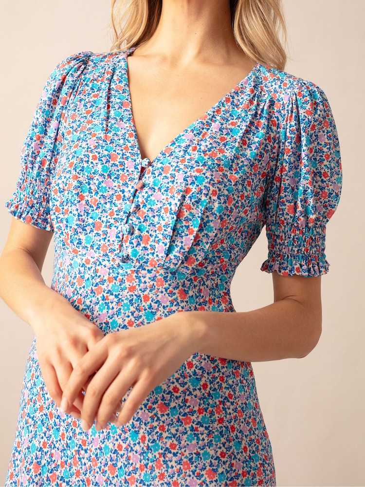 Ro&Zo Blue Ditsy Print Shirred Cuff Midi Dress - Image 2 of 6
