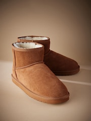 Tan Brown Signature Shearling Boots Slippers - Image 5 of 5