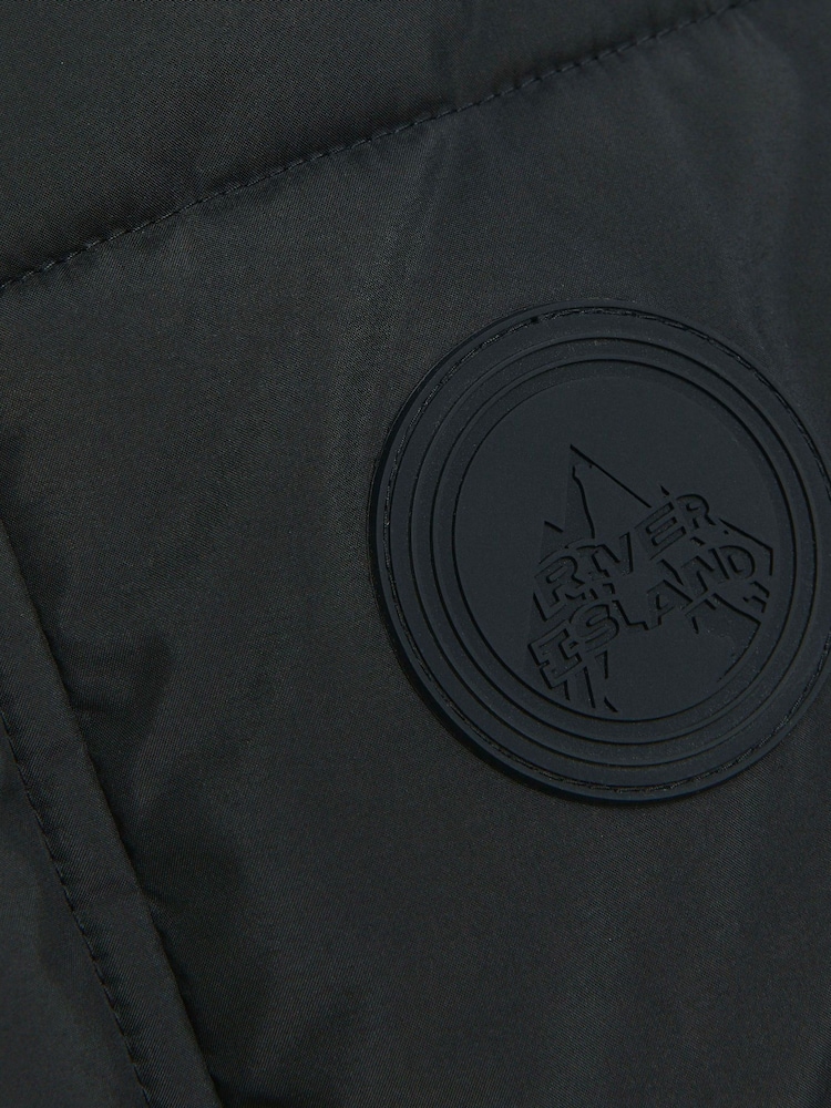 River Island Black Boys Hybrid Gilet - Image 4 of 4