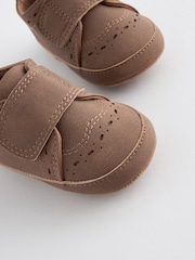 Marrón tostado - Zapato Oxford de bebé con velcro (0-24 meses) - Imagen 5 de 5