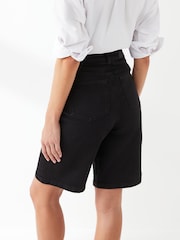 NOISY MAY Jort Länger geschnittene Jeansshorts in lockerer Passform - Bild 2 von 5
