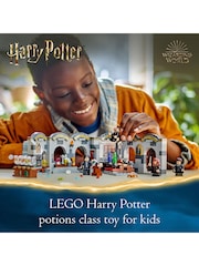LEGO Harry Potter Hogwarts Castle Potions Class Magic Toy - Image 3 of 8