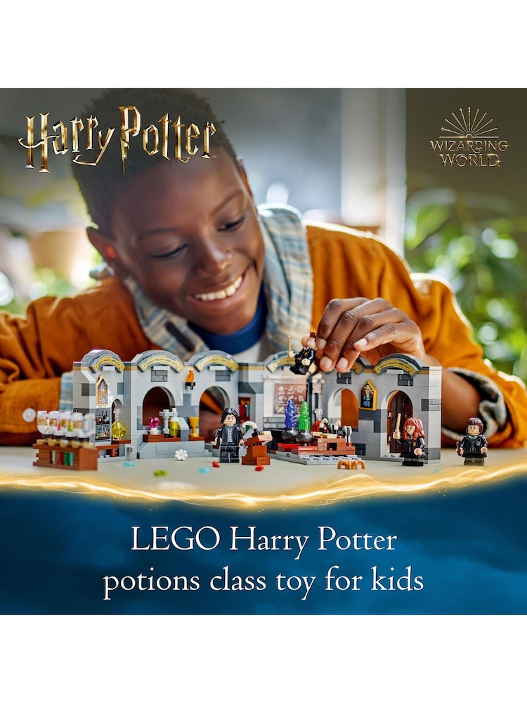 LEGO Harry Potter Hogwarts Castle Potions Class Magic Toy - Image 3 of 8