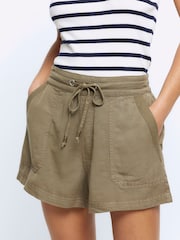 River Island Green Casual Relaxed Lyocell Shorts - Image 3 of 4