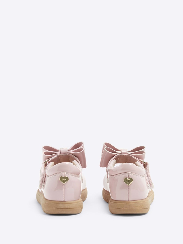 River Island Pink Girls Patent Bow Mary Jane Shoes - Image 2 of 3 River Island Pink Girls Patent Bow Mary Jane Shoes - Image 2 of 3