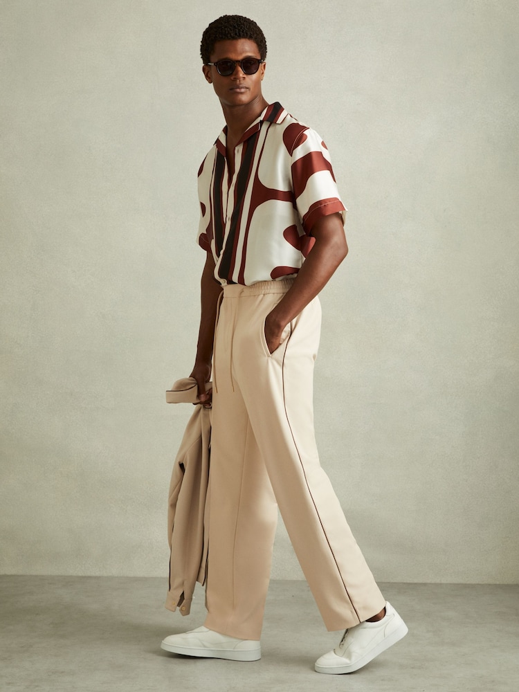Reiss Roy Relaxed Contrast Pipe Detail Trousers - Imagen 1 de 6 Reiss Roy Relaxed Contrast Pipe Detail Trousers - Imagen 1 de 6