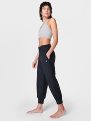 Sweaty Betty Black Gaia Performance Yoga Capri Joggers - Image 3 of 8