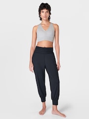 Sweaty Betty Black Gaia Performance Yoga Capri Joggers - Image 4 of 8
