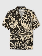 GAP Black Floral Linen Blend Regular Fit Short Sleeve Holiday Shirt - Image 4 of 4