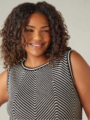 Live Unlimited Black Curve Chevron Knitted Dress - Image 5 of 8