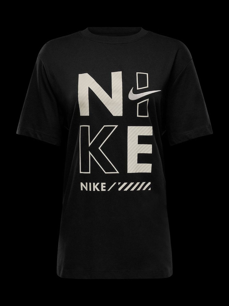 Nike Black Short Sleeve 100% Cotton Boyfriend T-Shirt - Image 7 of 7 Nike Black Short Sleeve 100% Cotton Boyfriend T-Shirt - Image 7 of 7